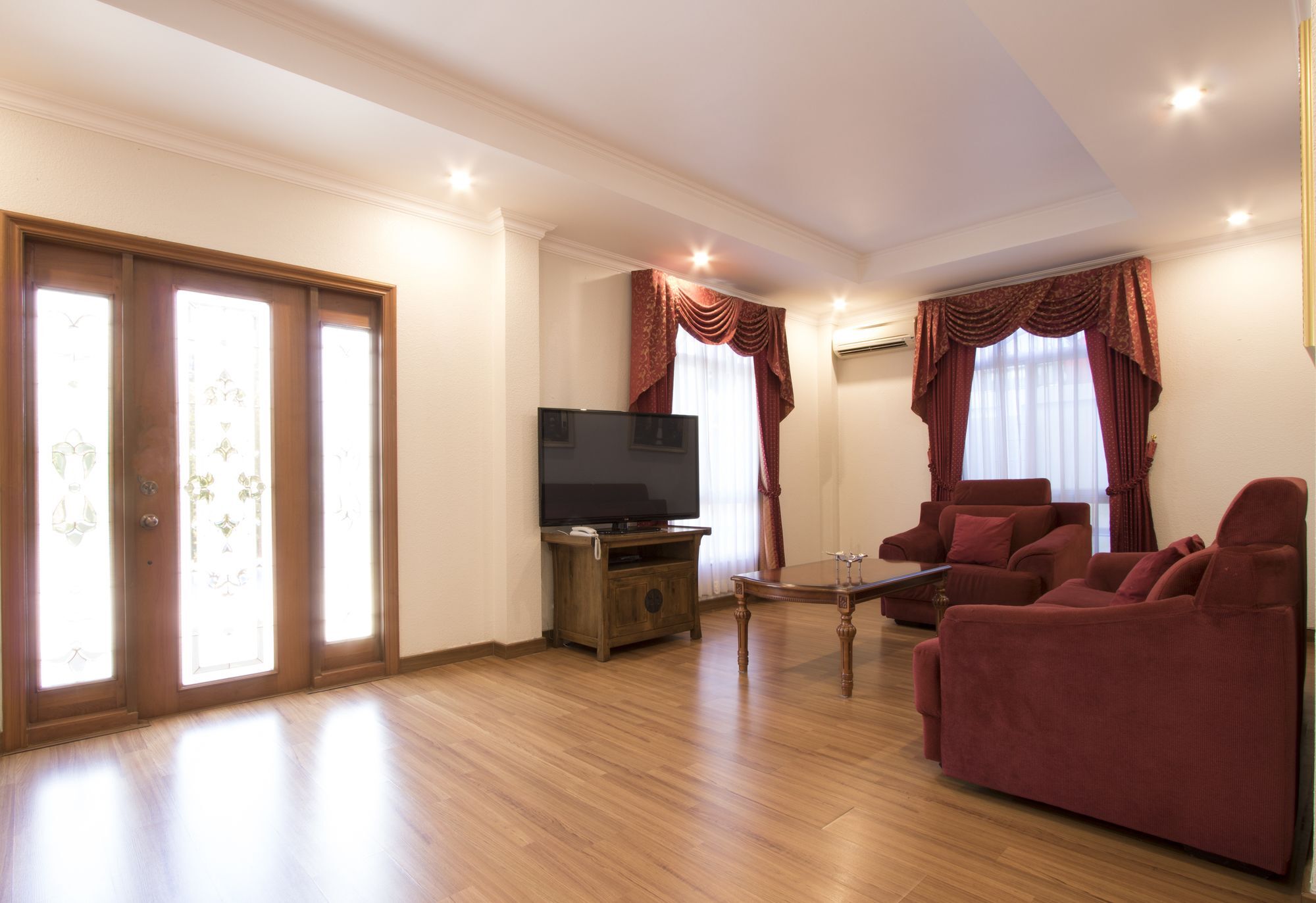Villa Grand Siam Pattaya