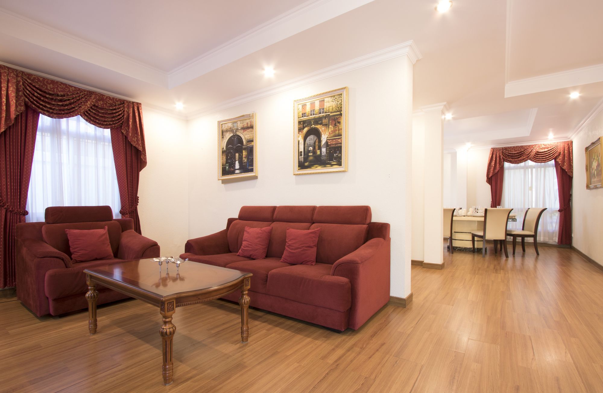Grand Siam Villa
