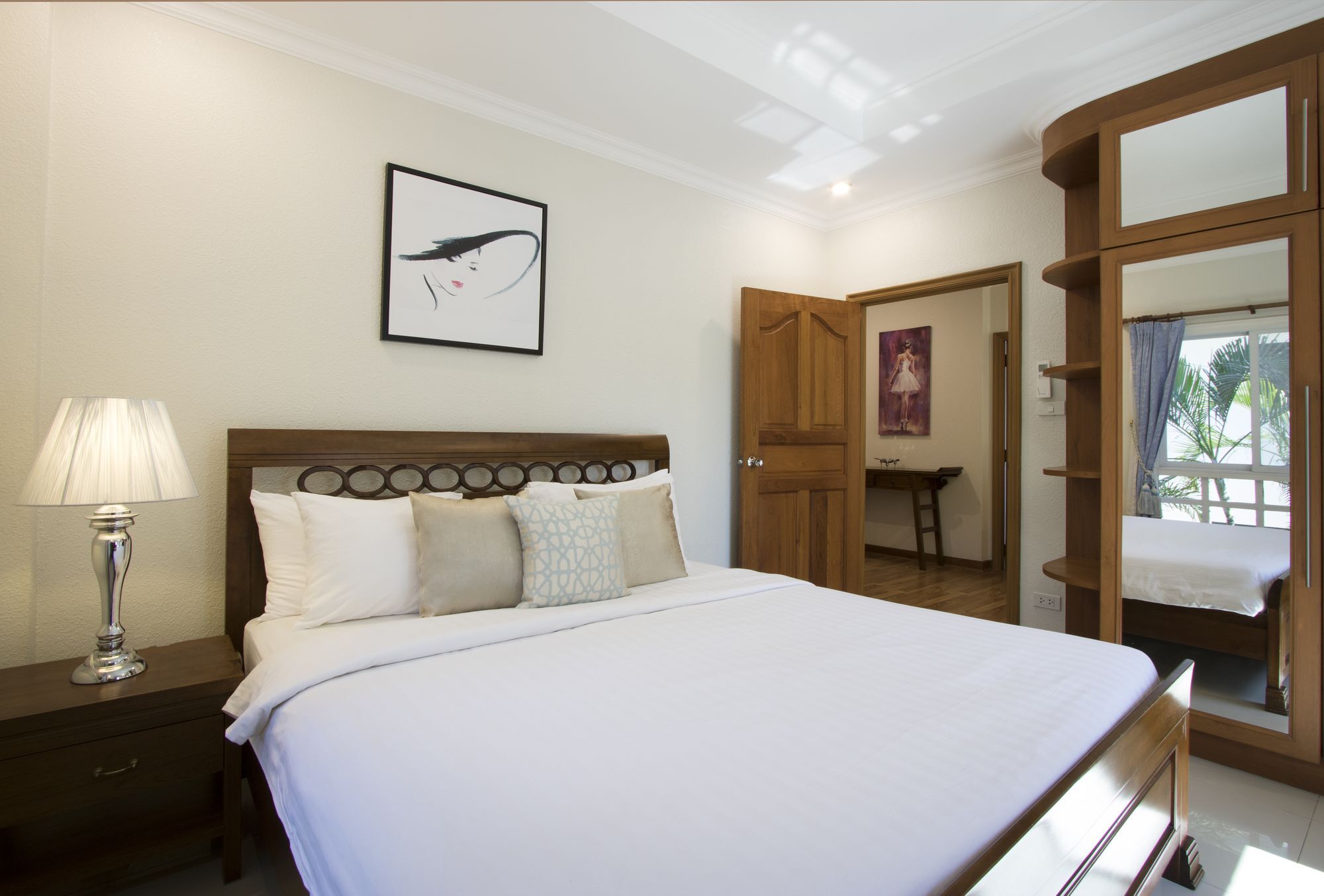 Grand Siam Villa *